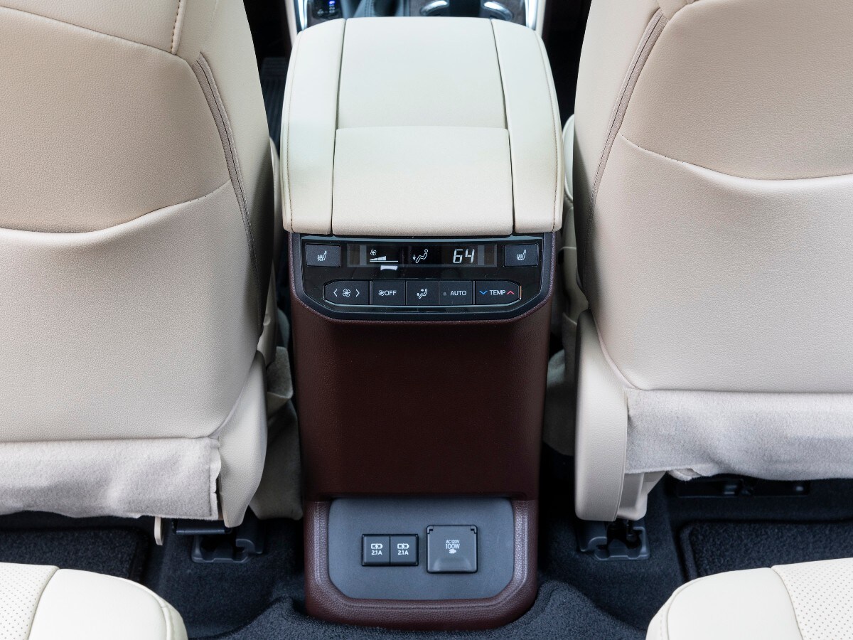 16 2020 Toyota Highlander Family Cars