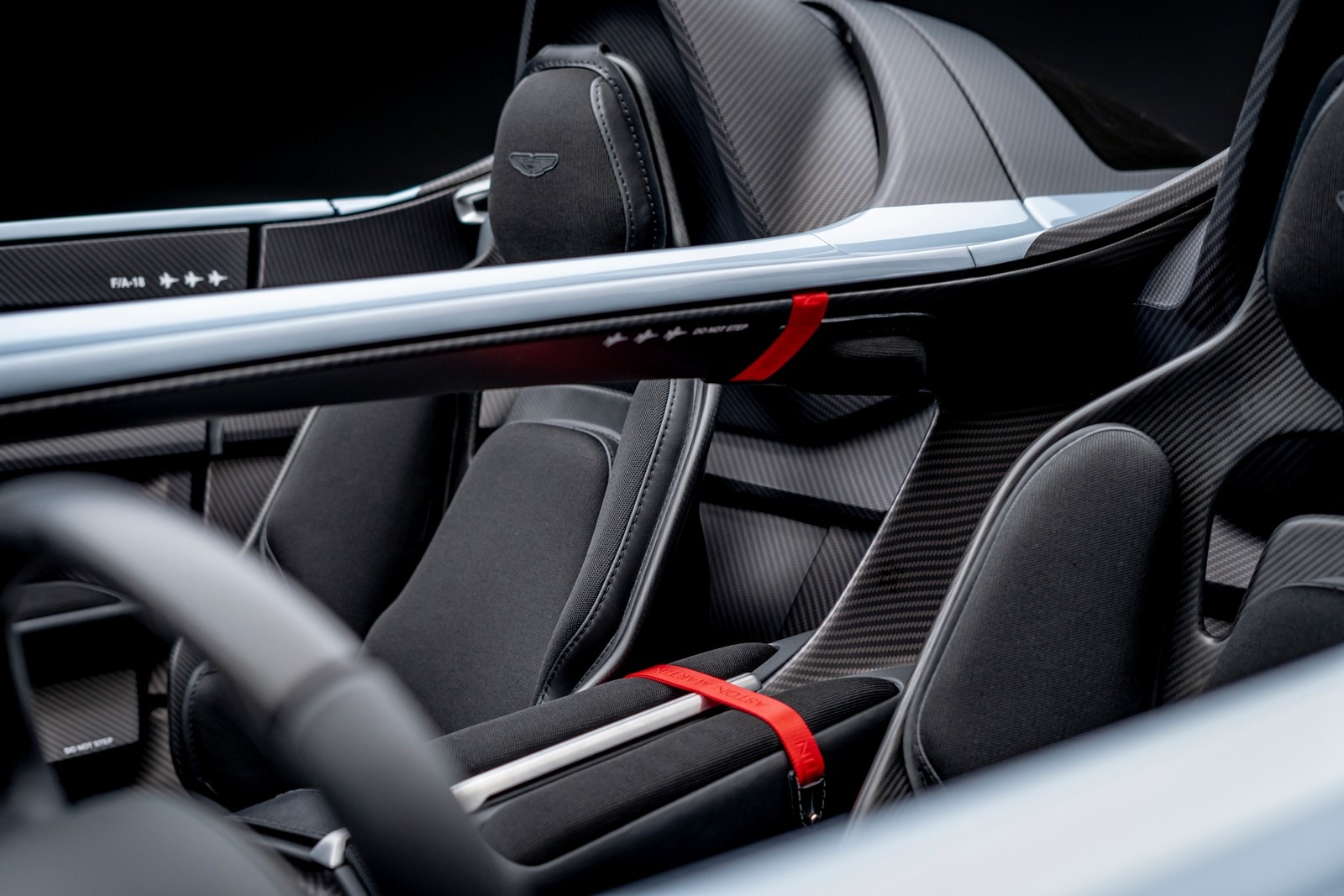 17 2021 Aston Martin V12 Speedster