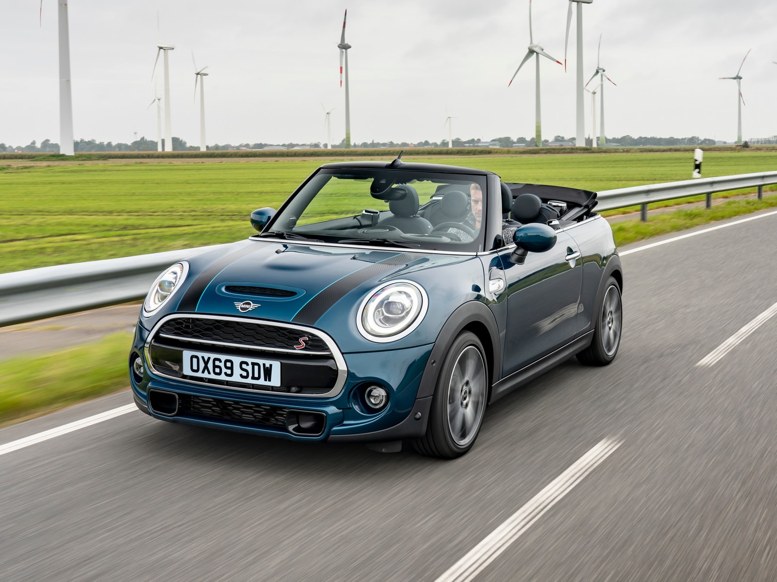 1a 2021 Mini Cooper Sidewalk Ed