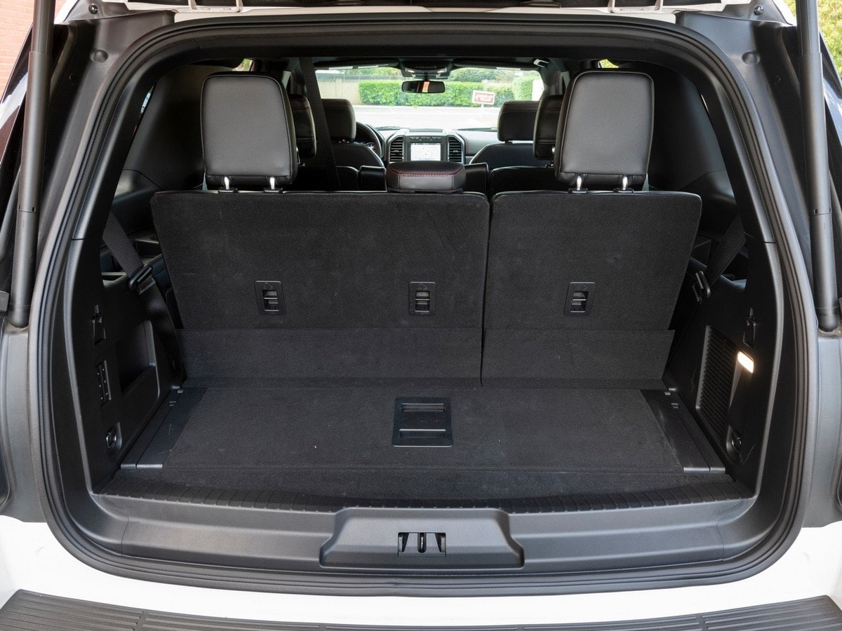25-2019-ford-expedition-bb-kbb-1