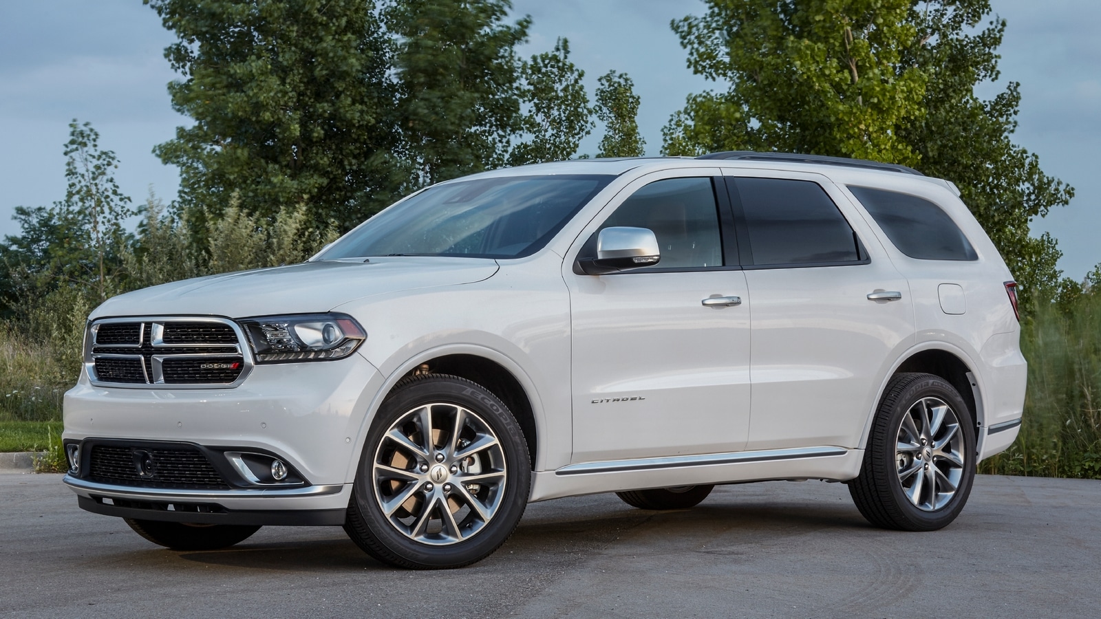 Dodge durango vs