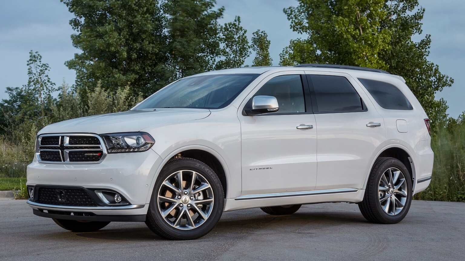 2020 Honda Pilot vs. 2020 Dodge Durango Comparison Kelley Blue Book