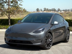 25 Most Fuel Efficient Suvs Of 21 Kelley Blue Book