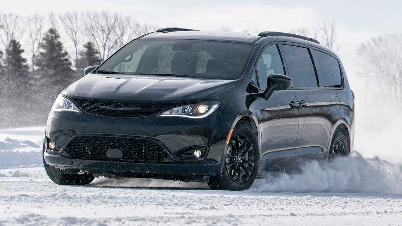 2020 Chrysler Pacifica AWD Launch Edition First Look Kelley Blue Book