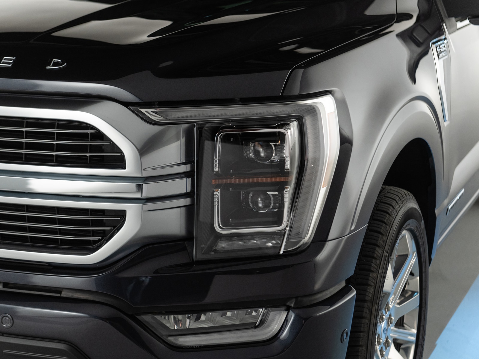 2021 Ford F150 Headlight