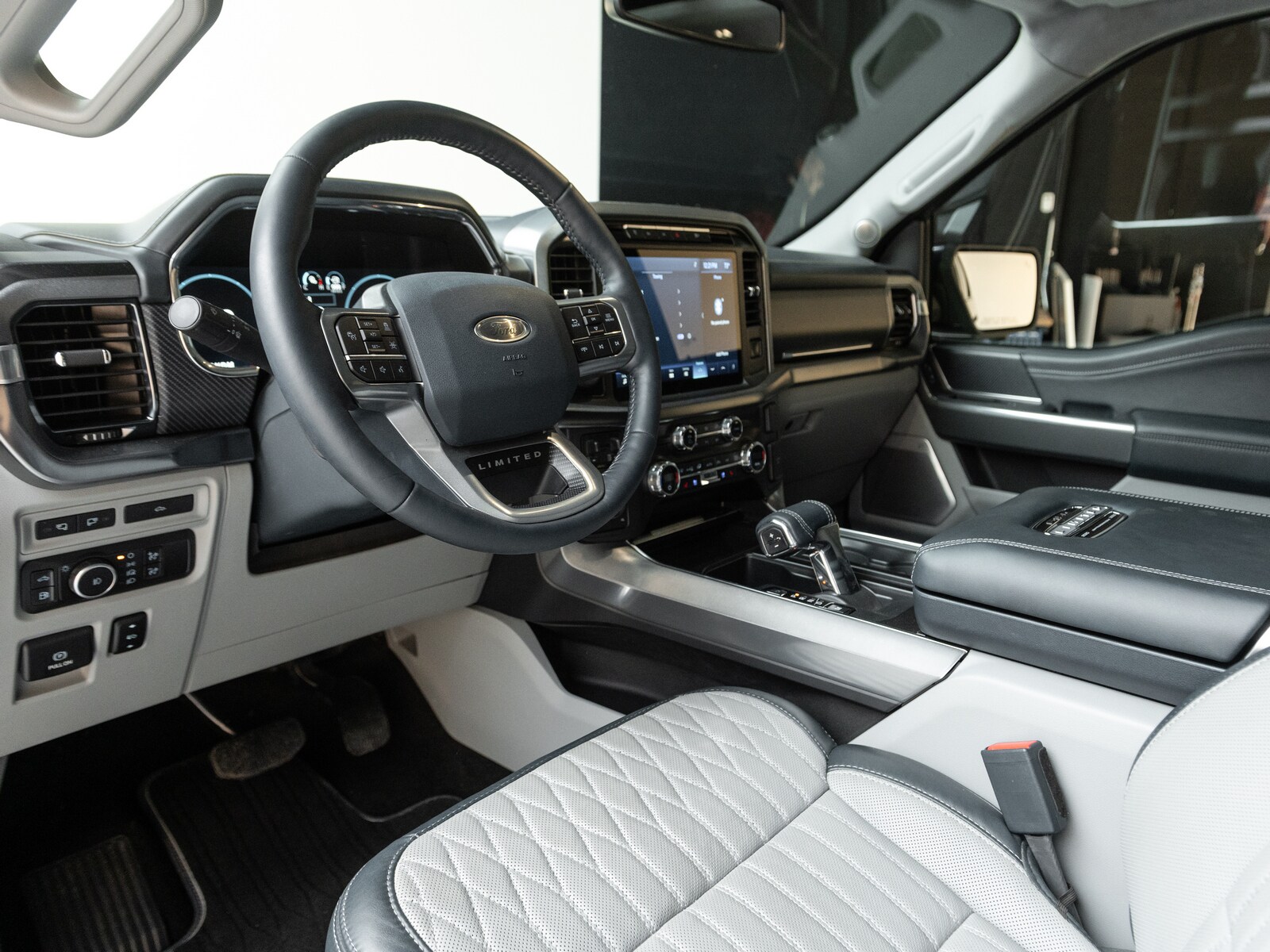 2021 Ford F150 Interior Driver