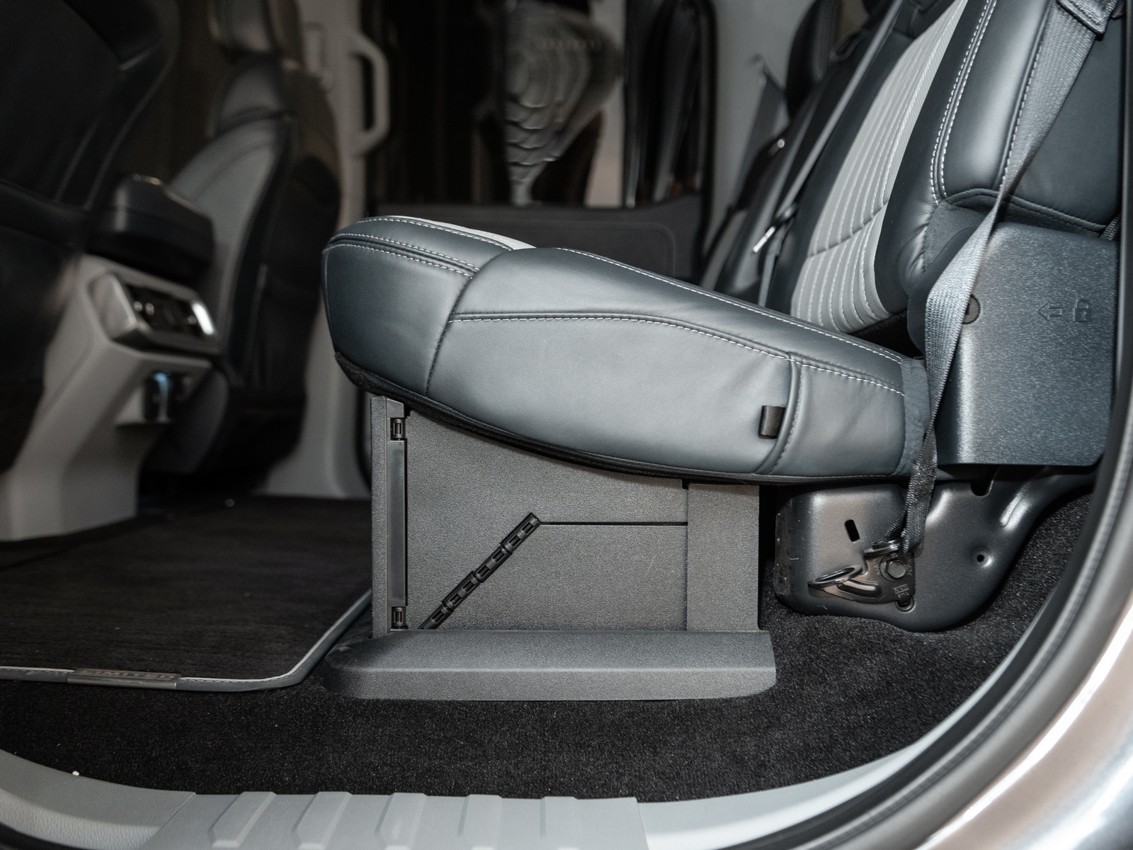 2021 Ford F150 Rear Seat Storage