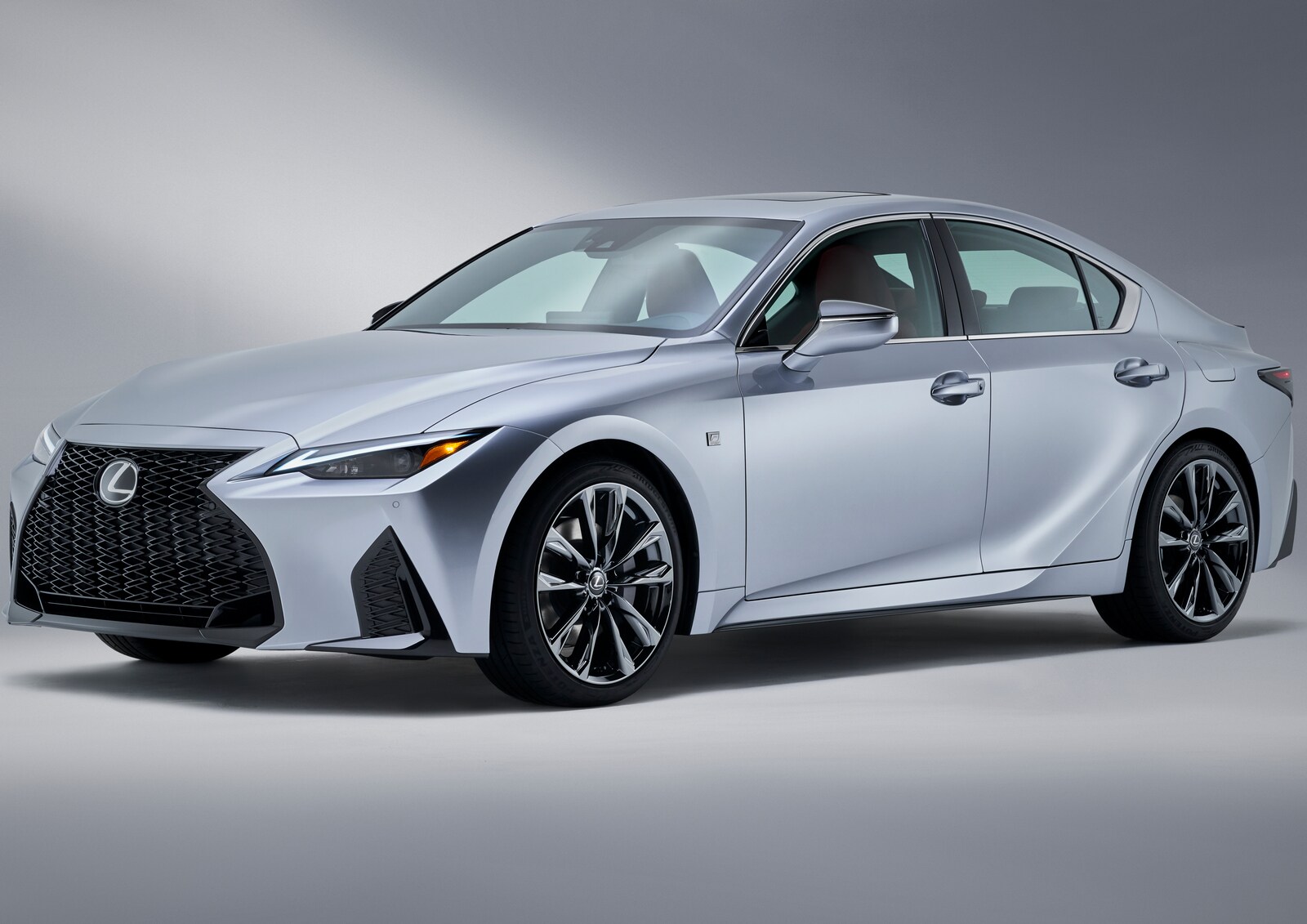 2021 Lexus IS