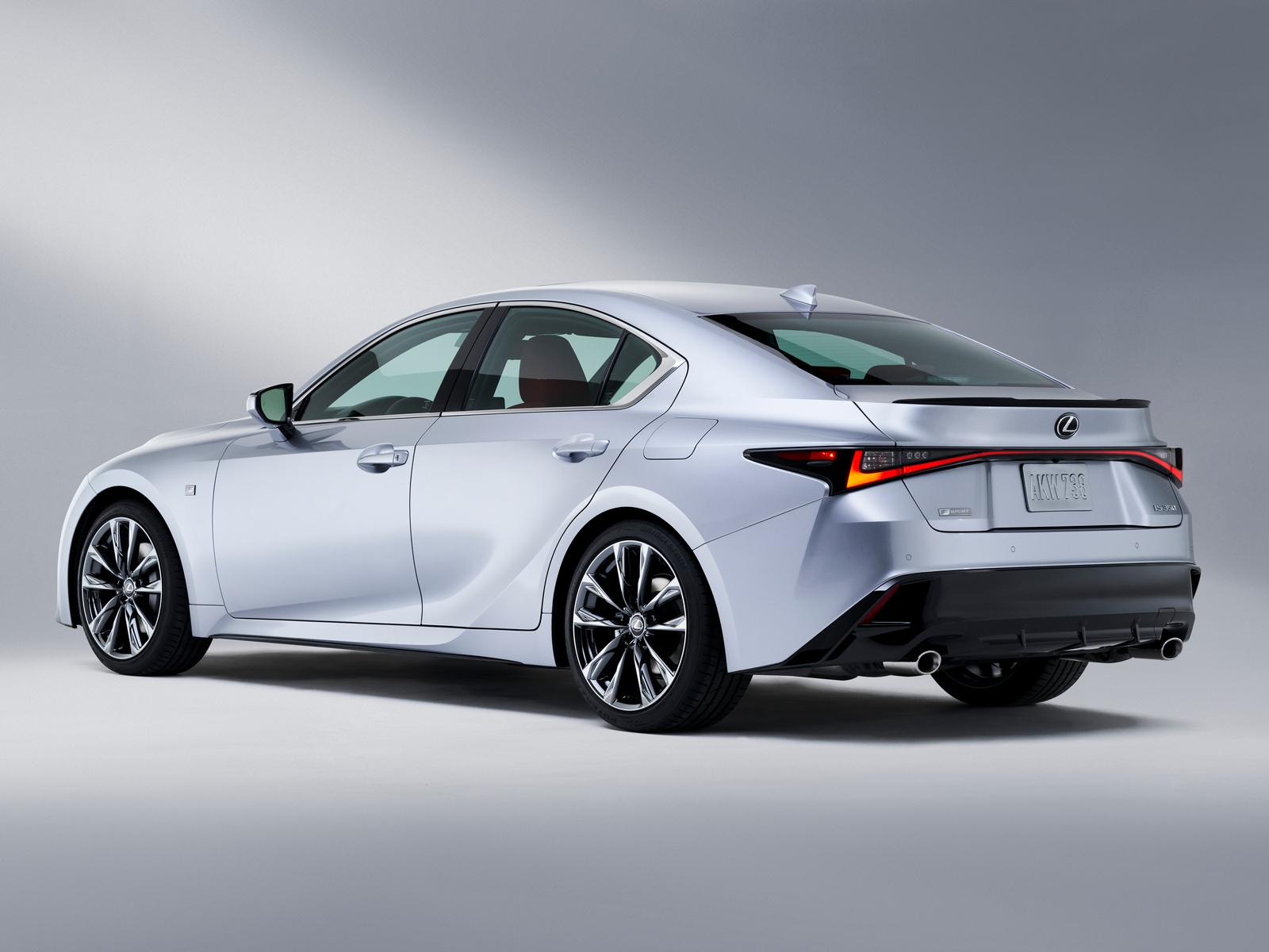 2021 Lexus IS