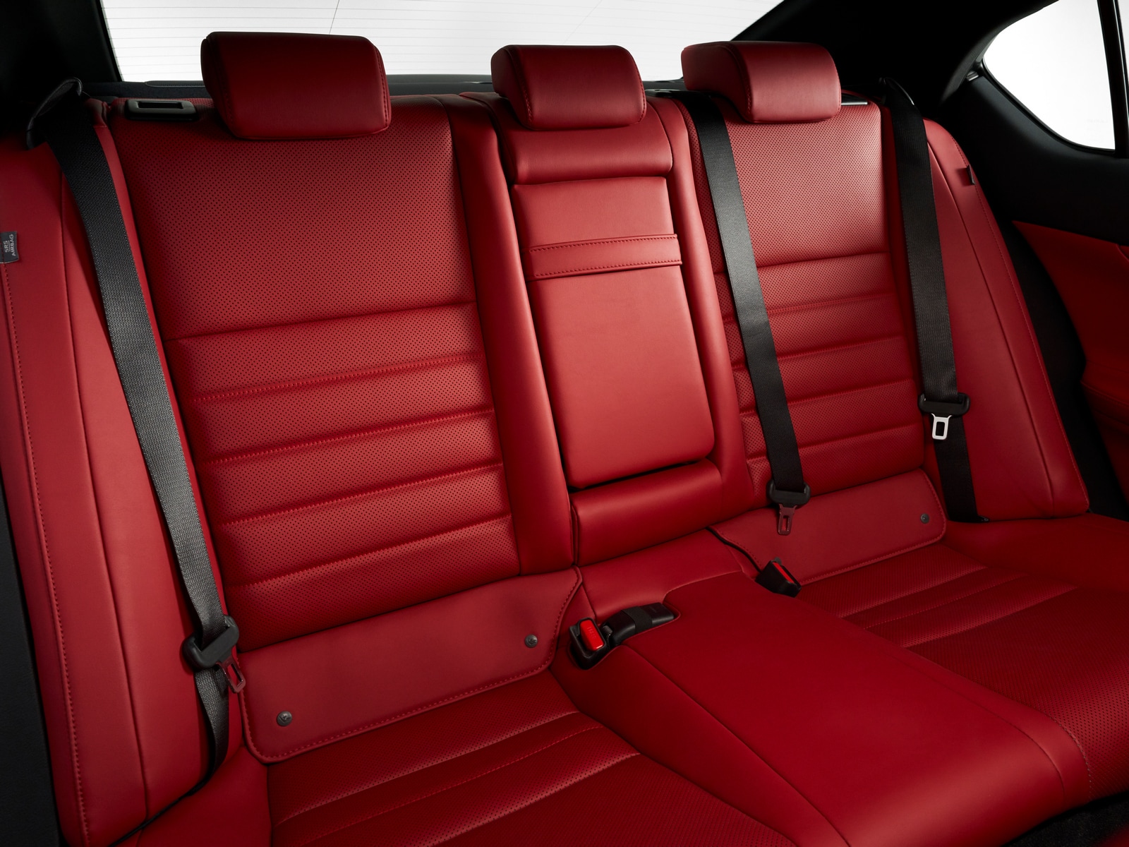 2021 Lexus IS