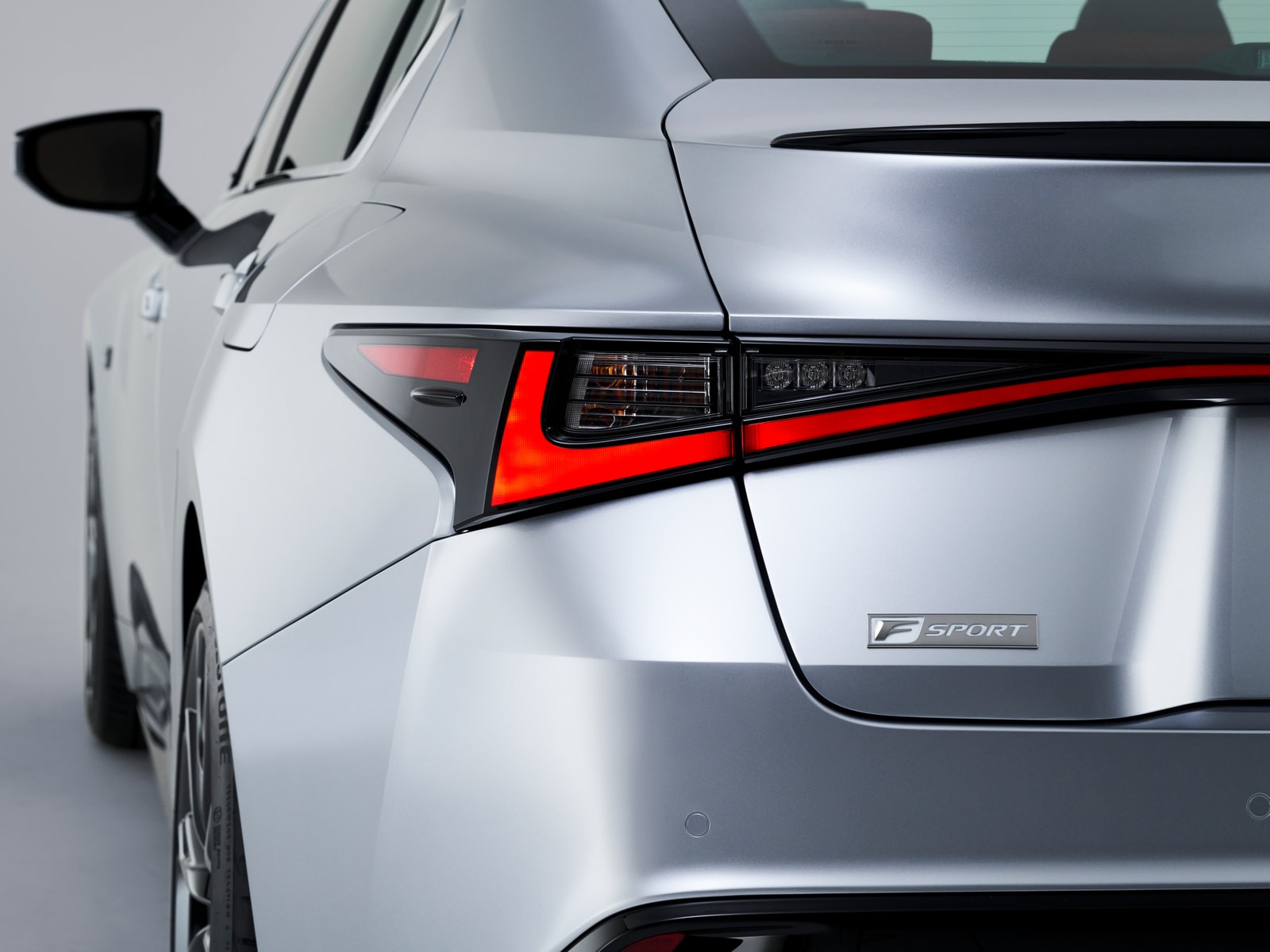 2021 Lexus IS