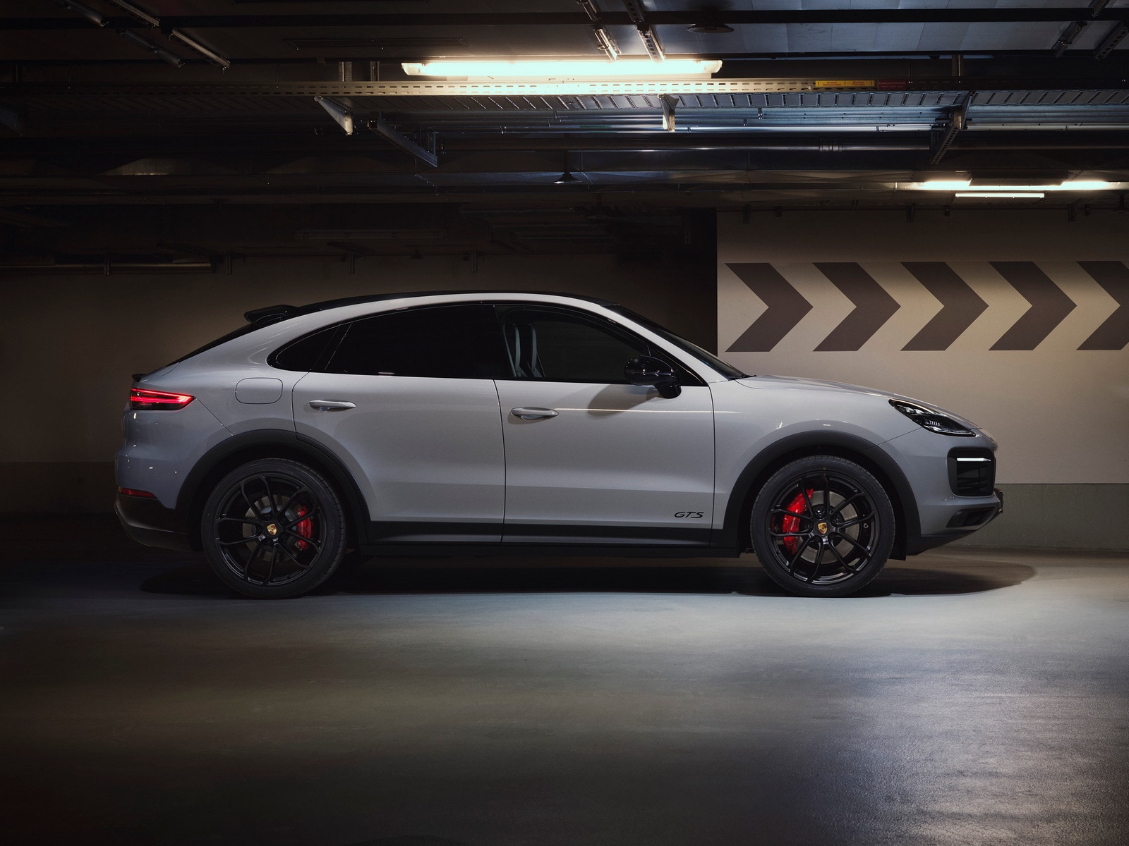 2021 Porsche Cayenne Gts Coupe Profile