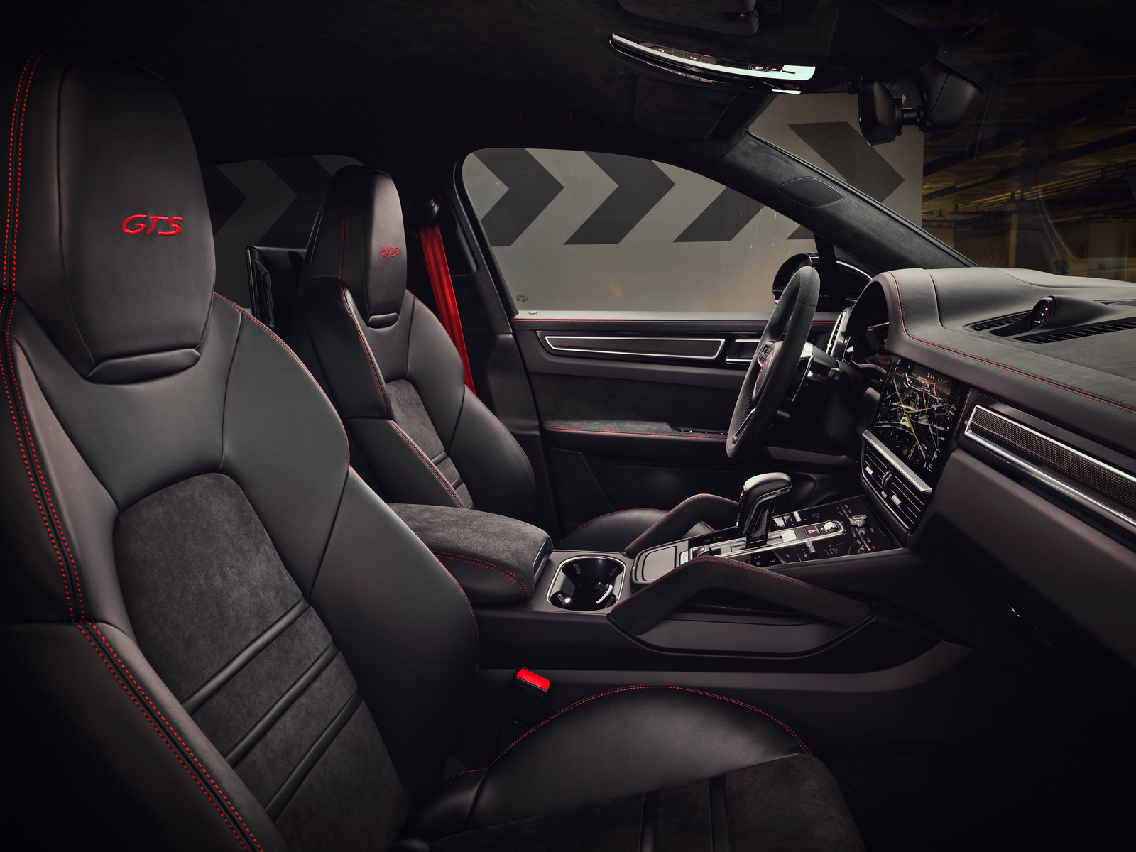 2021 Porsche Cayenne Gts Interior 2