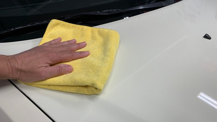 2005-dodge-magnum-car-finish