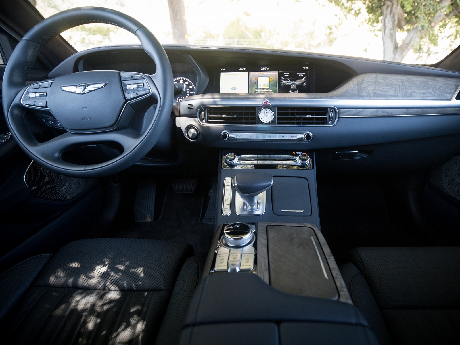2020 Genesis G90