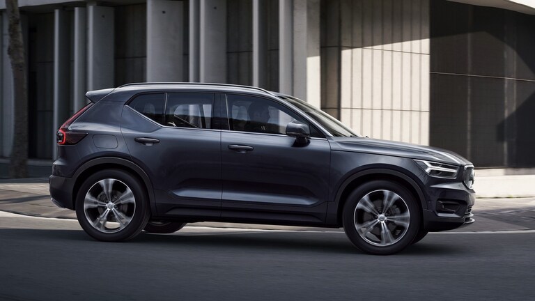 2021 Hyundai Tucson vs. 2021 Volvo XC40 Comparison - Kelley Blue Book