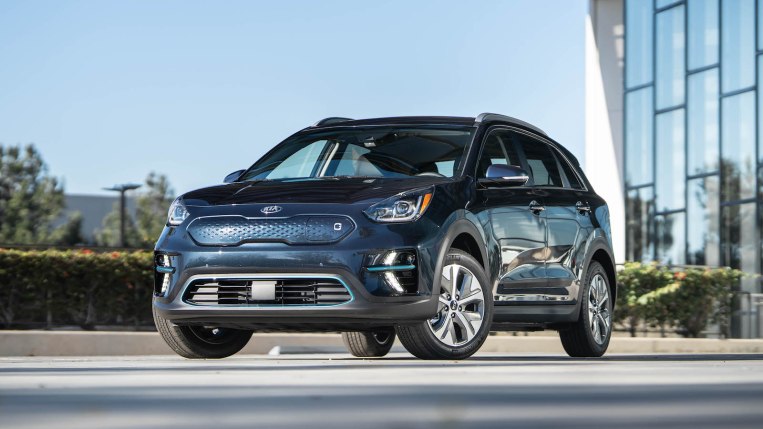 2019 Kia Niro EV in green.