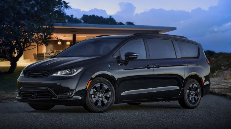 RT 2019 Chrysler Pacifica Hybrid Black