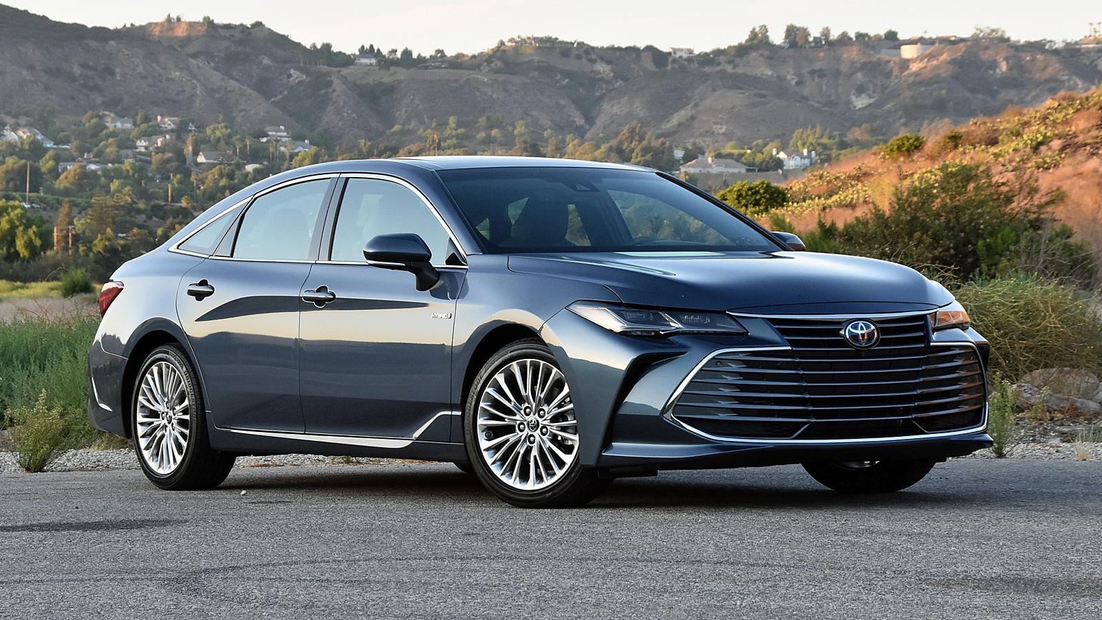 2021 Toyota Avalon Hybrid