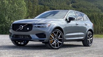 RT 2020 Volvo XC60 T8 Polestar Engineered Osmium Gray Front Quarter