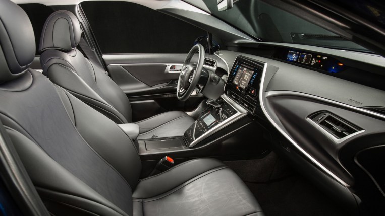 RT Toyota Mirai Interior