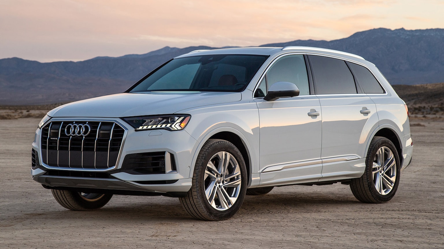 2022 Acura MDX vs. 2022 Audi Q7 Comparison Kelley Blue Book