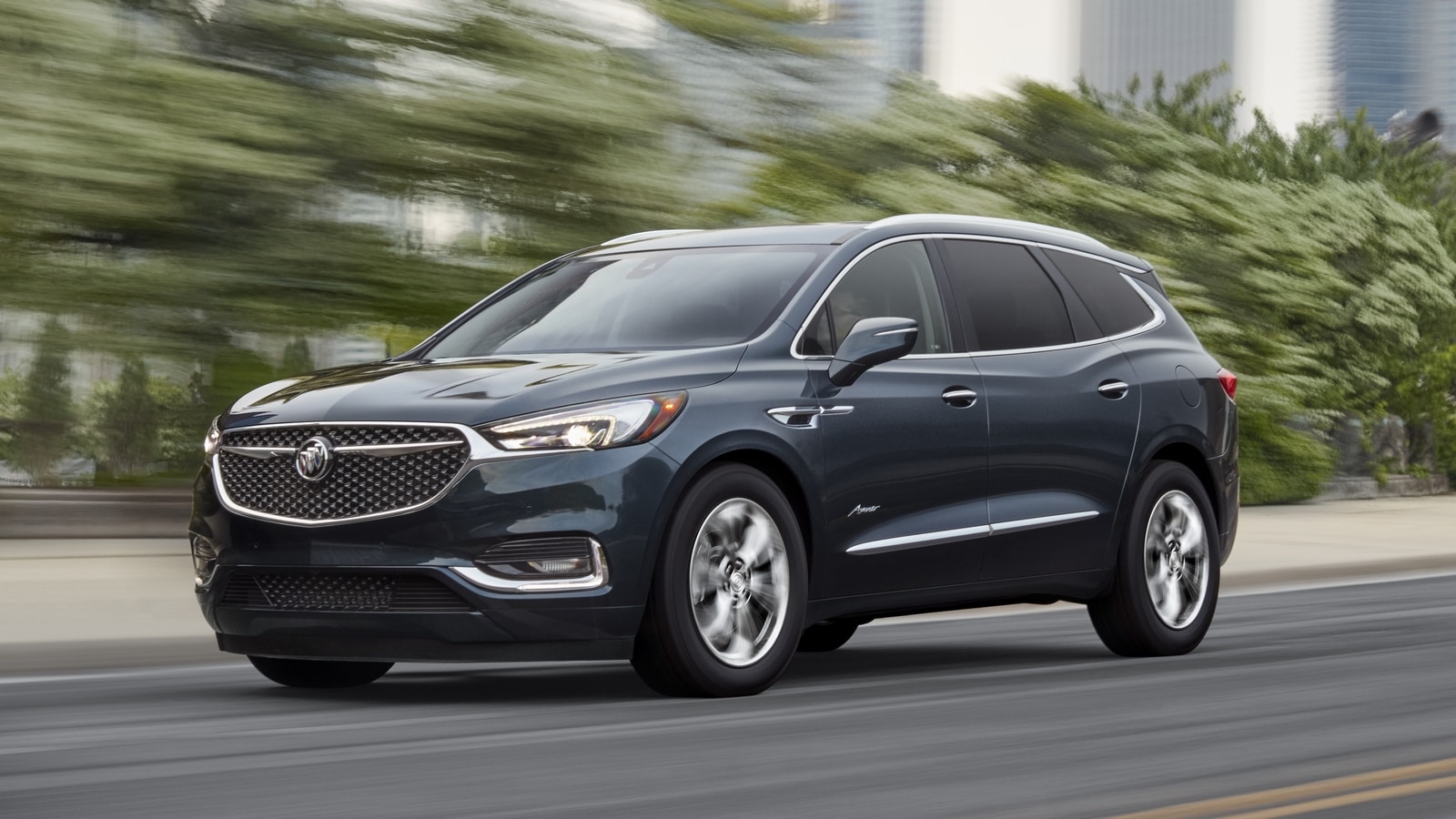 2021 Buick Enclave vs. 2021 Toyota Highlander- Kelley Blue Book