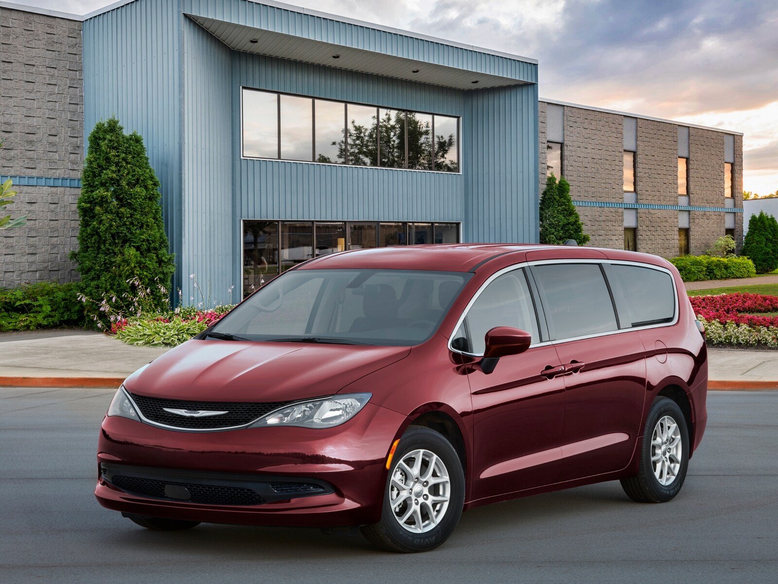 2021 chrysler voyager