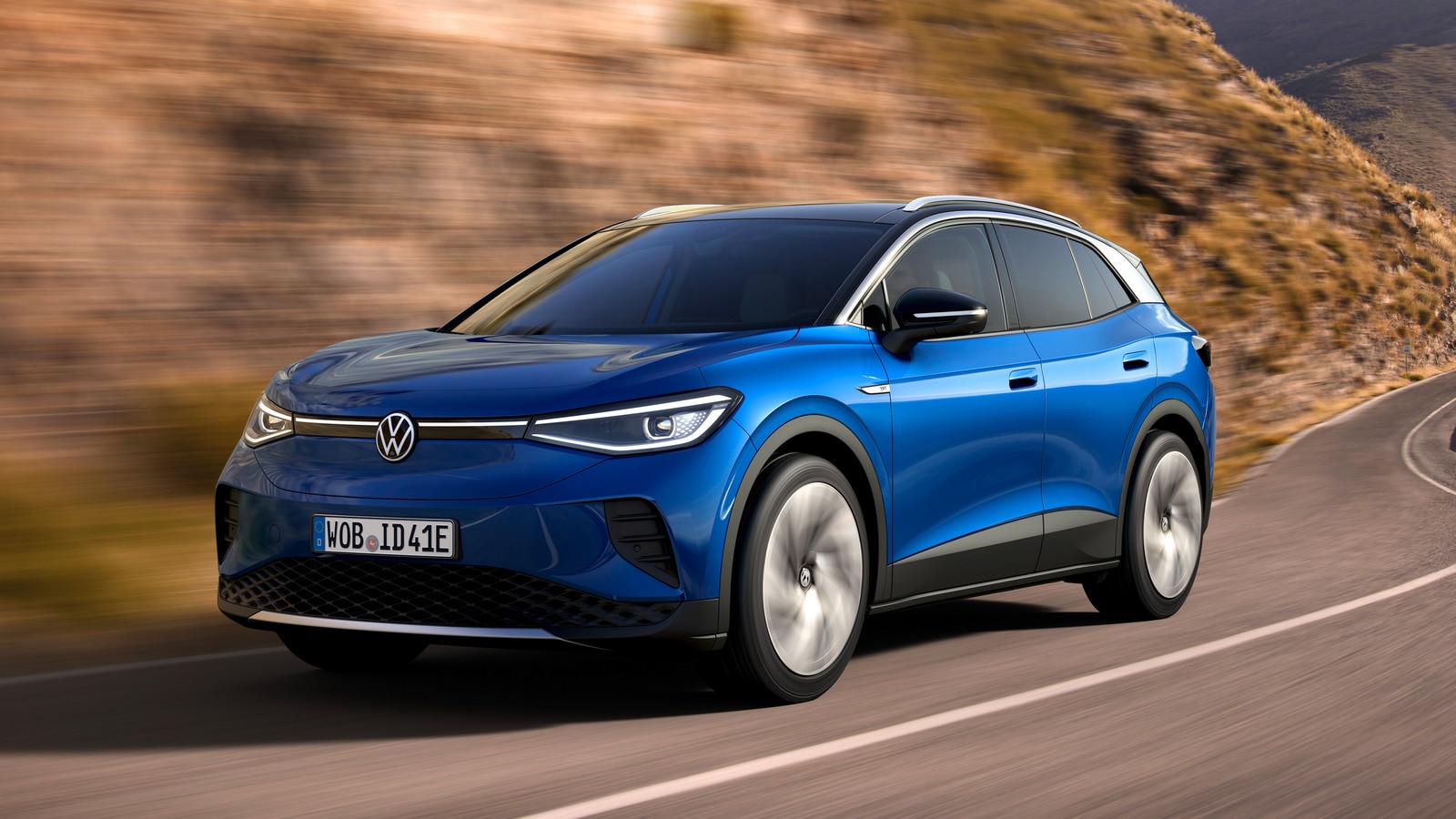 2022 Volkswagen ID.4 vs. 2022 Volvo XC40 Recharge Comparison