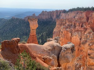 bryce-canyon-hoodoos