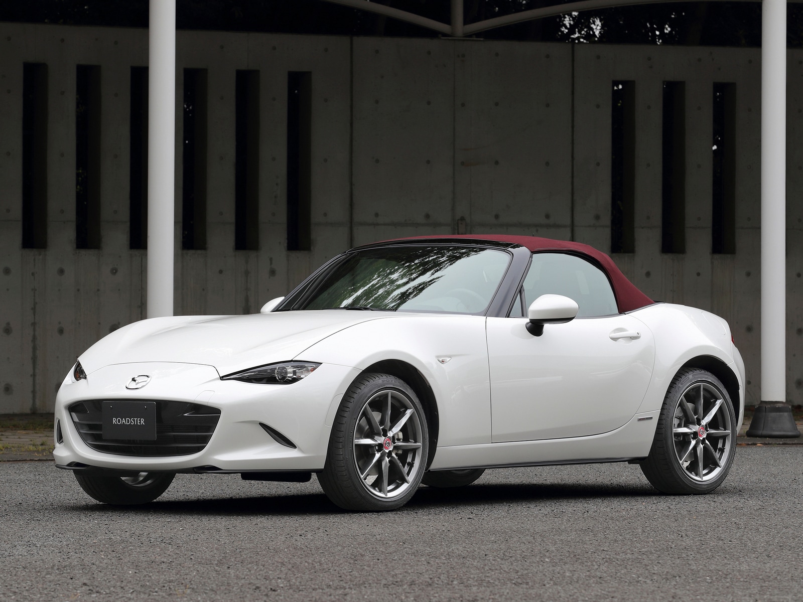 2020 Mazda MX-5 Miata 100th Anniv Ed