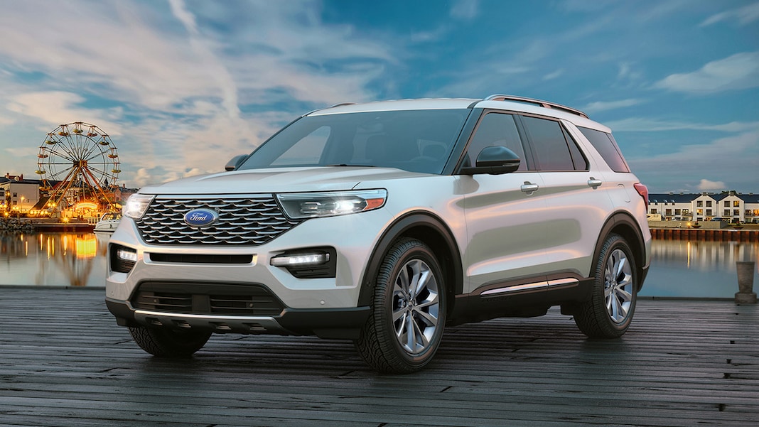 2021 Volkswagen Atlas vs. 2021 Ford Explorer Comparison ...