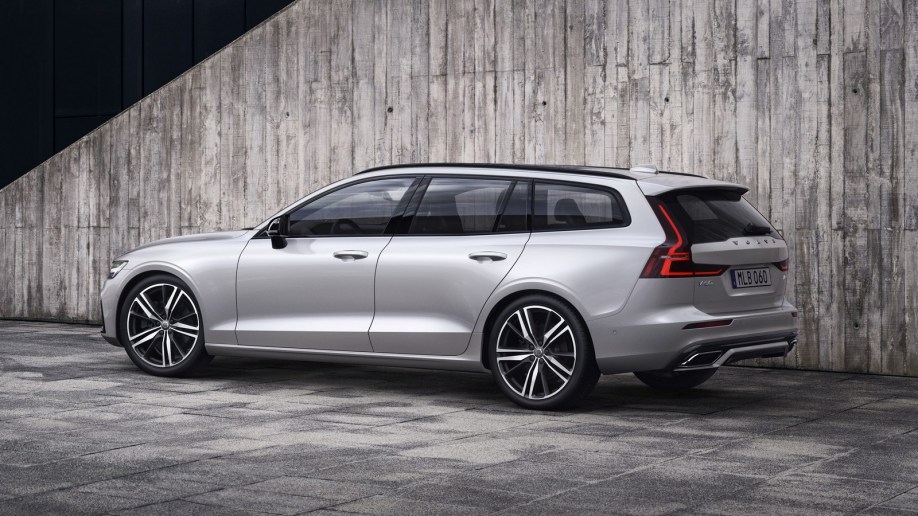 Volvo Dropping V60 Wagon, But Keeping Off-Road & High-Performance