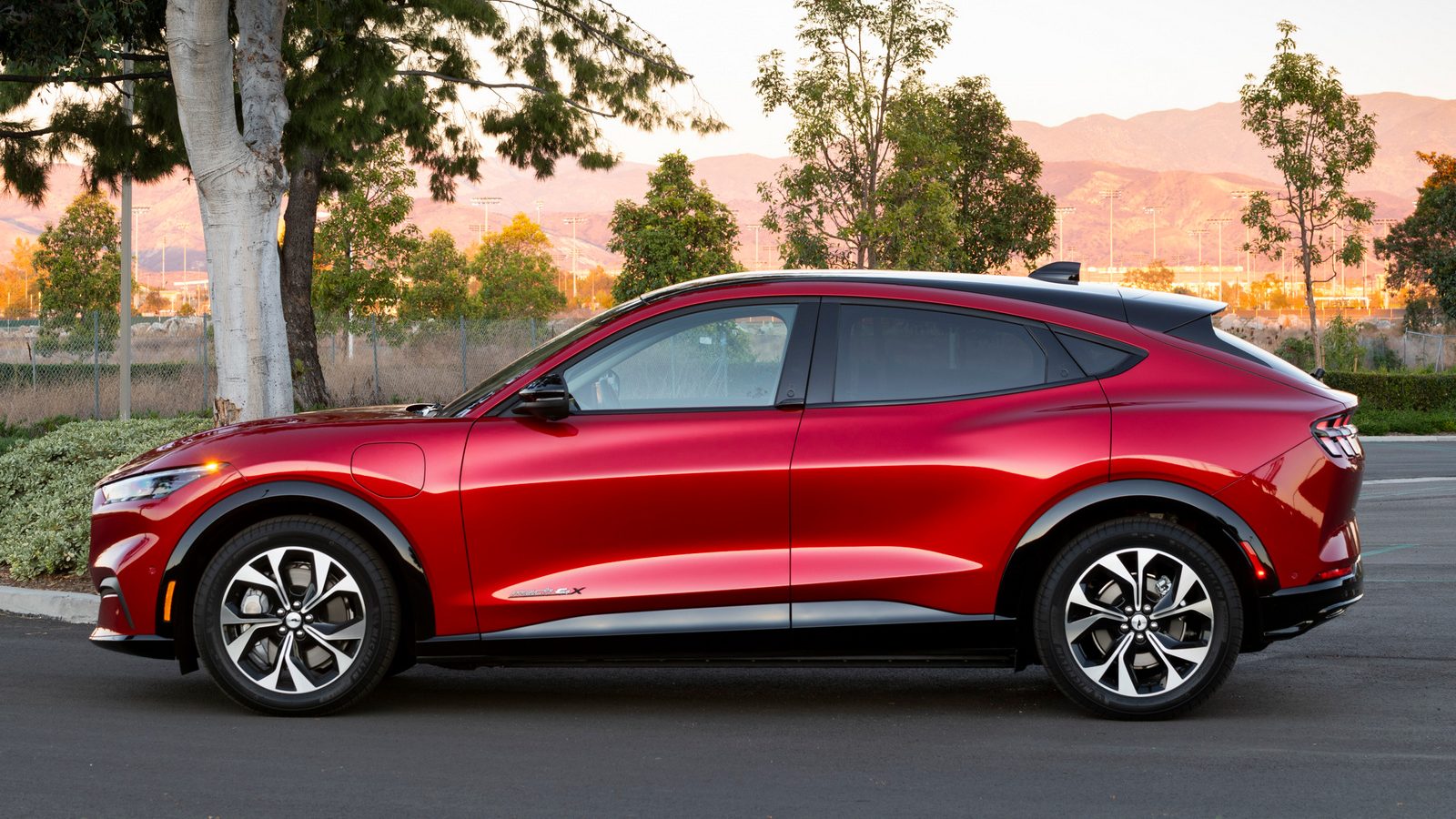 2021 Ford Mustang Mach-E