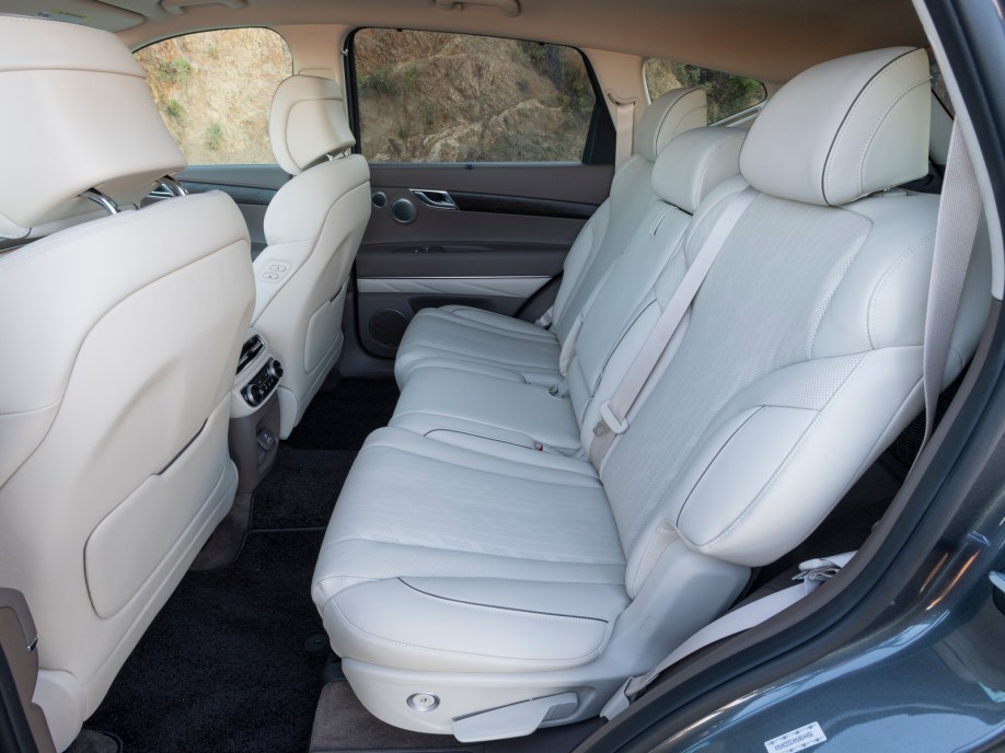 A List of Cars With Massaging Seats - Kelley Blue Book