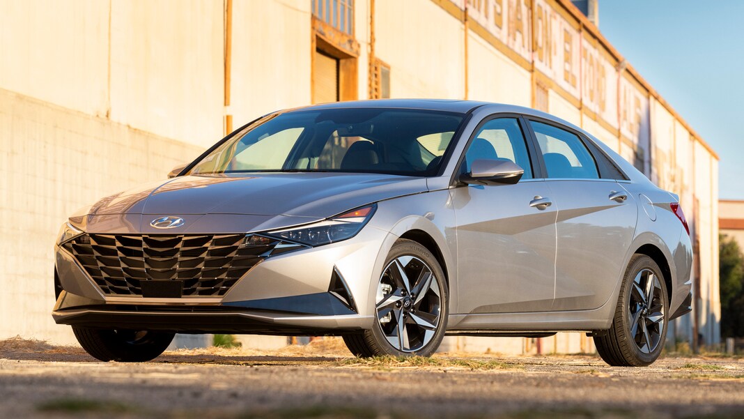 Toyota elantra 2021