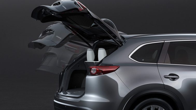 2021 Mazda CX-9 liftgate.