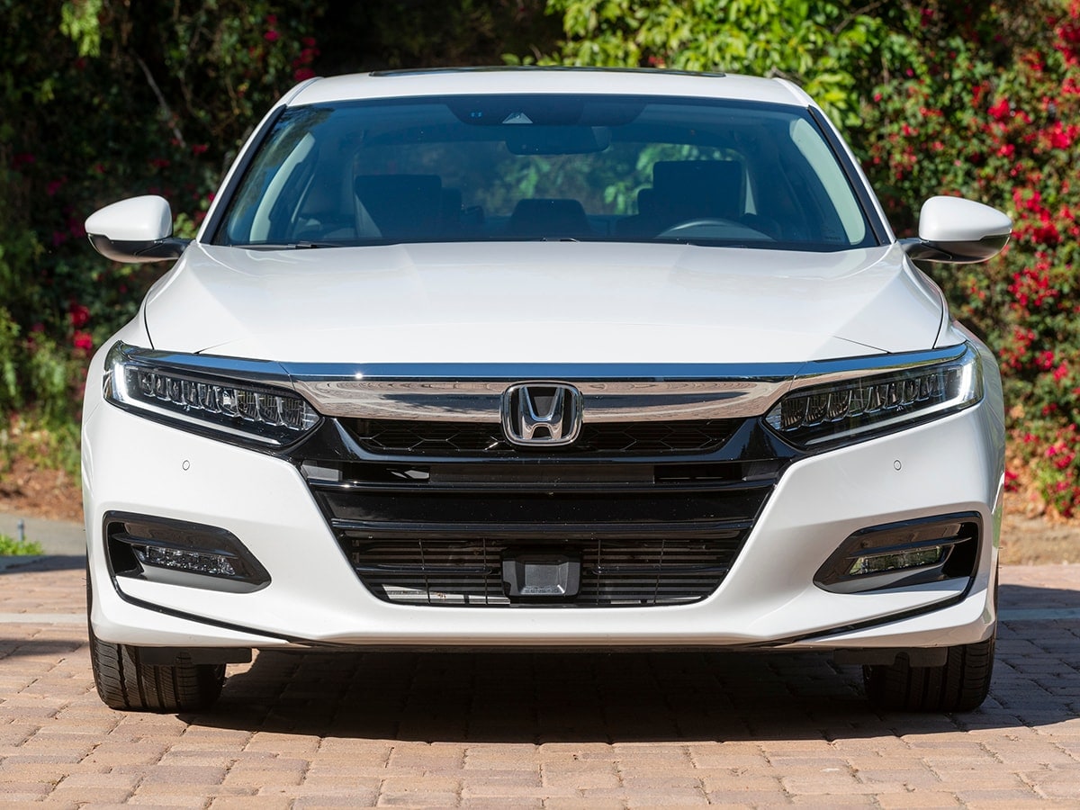 04-2019-honda-accord-bb-kbb-1