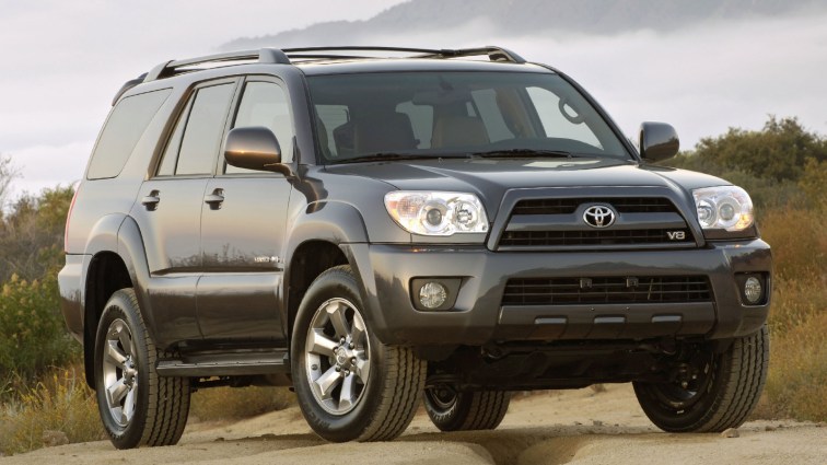 2008 Toyota 4Runner in slate.