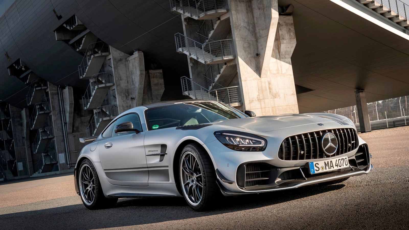 Mercedes-Benz Will Just Be Called Mercedes-Benz Again - Kelley Blue Book