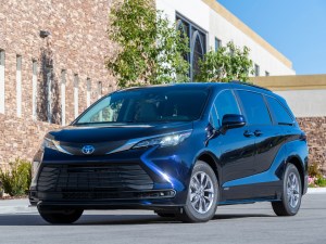 2021 Toyota Sienna Hybrid