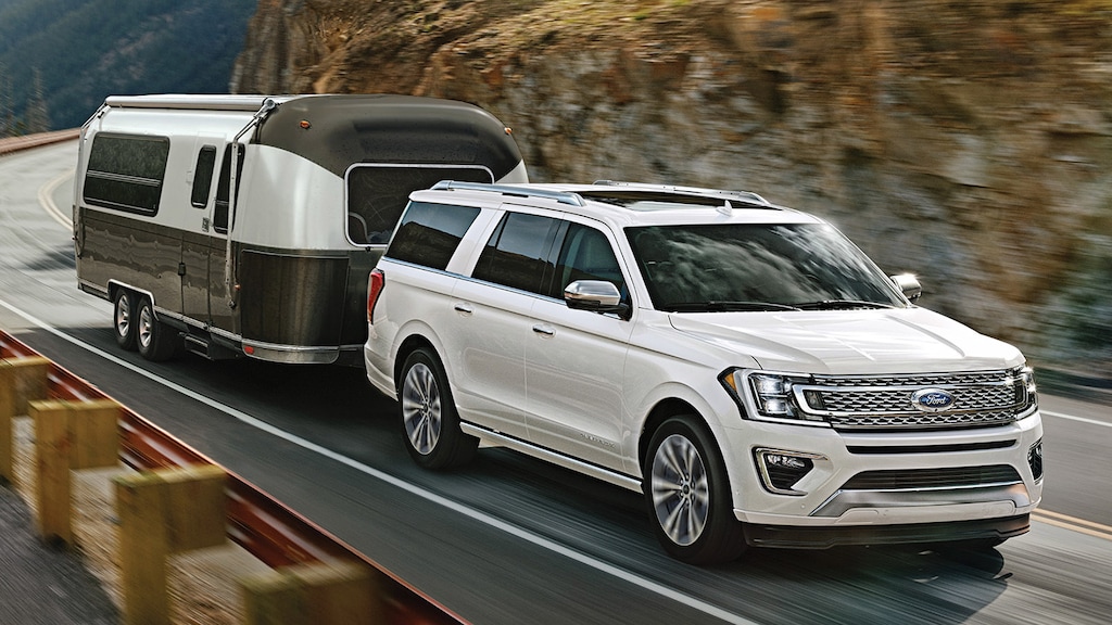 Best SUVs for Towing in 2021 Everything You Need to Know Kelley Blue