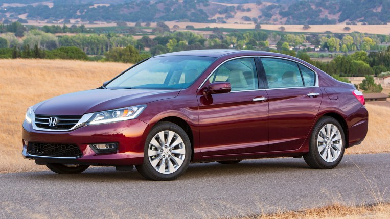 2015 Honda Accord Red 16×9
