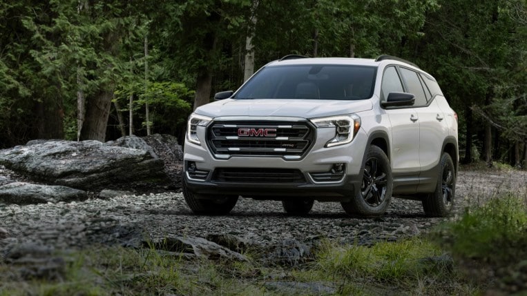2022 GMC Terrain Front Three Quarter