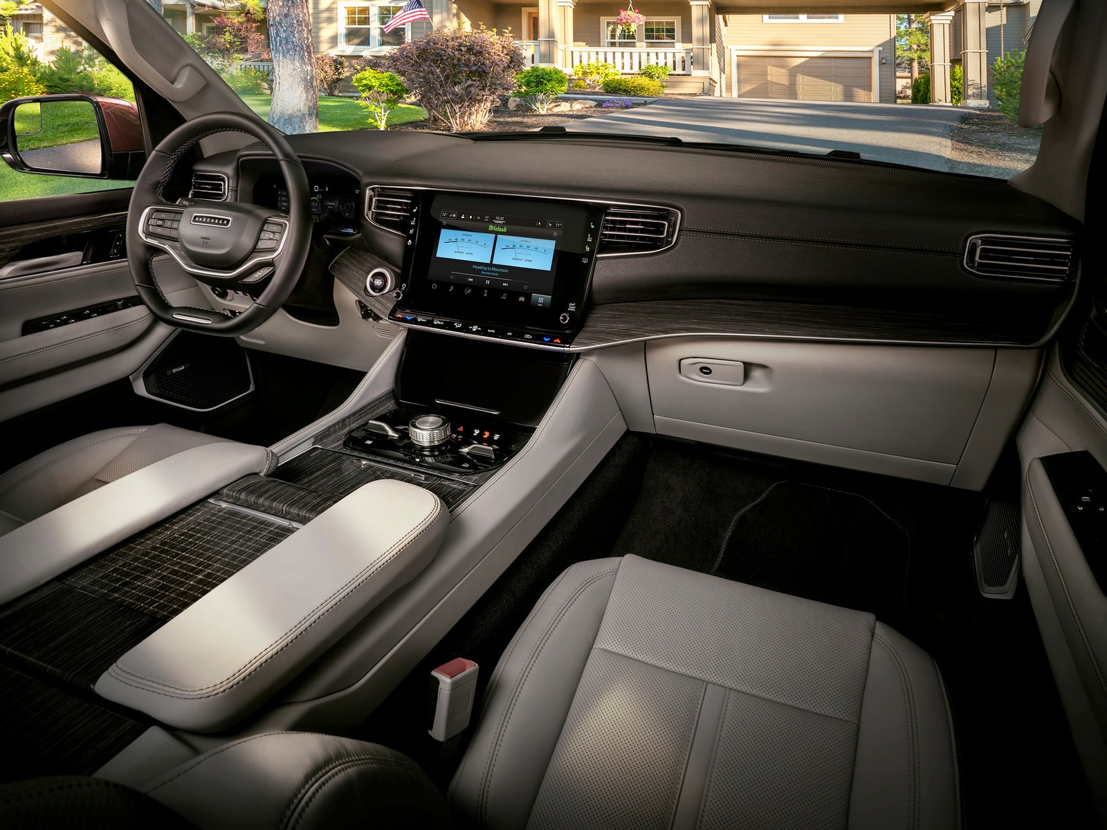 2022 Jeep Wagoneer