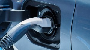 Are Electric Cars Low-Maintenance? - Kelley Blue Book