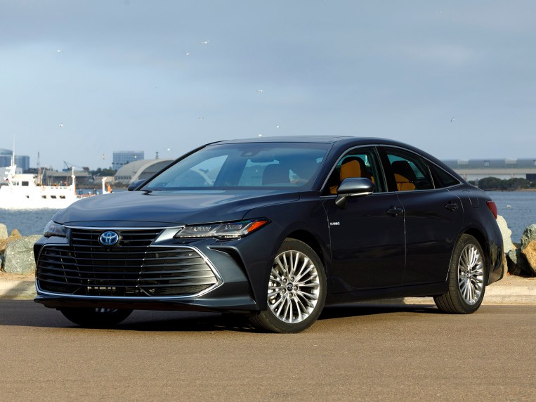 8 Best Hybrid Cars Under 40,000 Kelley Blue Book