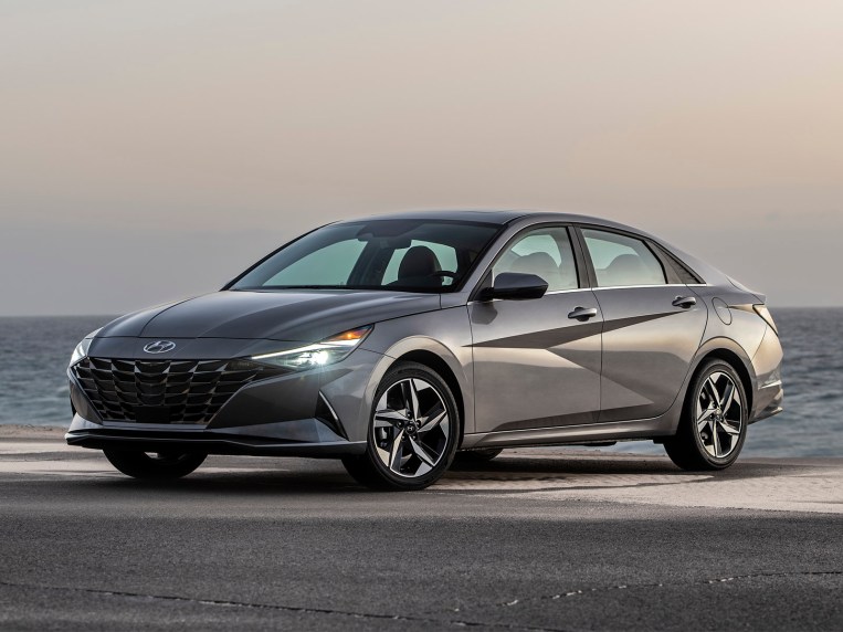 Here’s What You Get on a Fully Loaded 2021 Hyundai Elantra