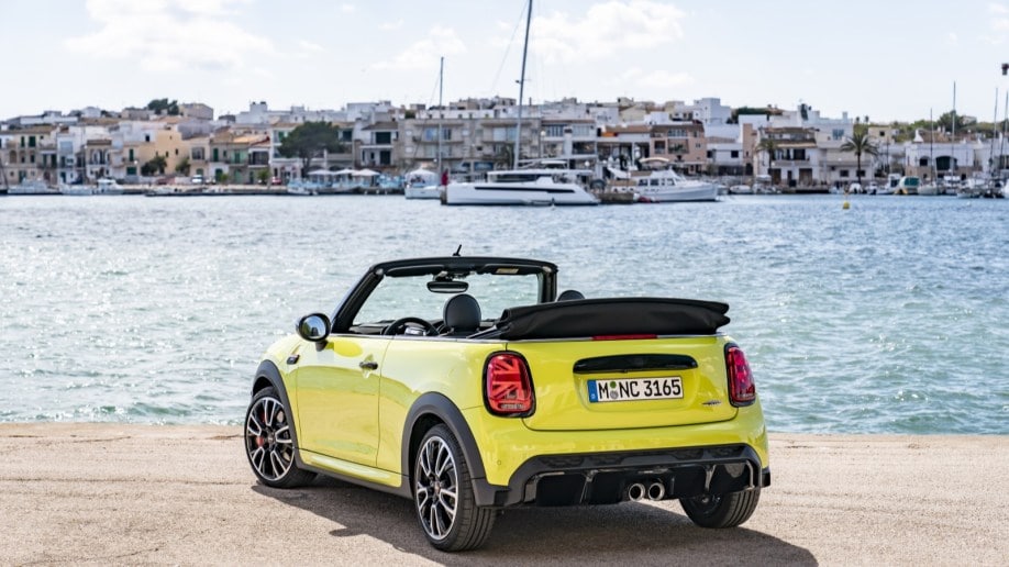 Next-gen Mini convertible spotted with internal combustion engine