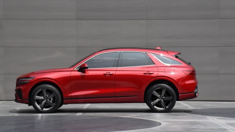 2022 Genesis GV70 Profile